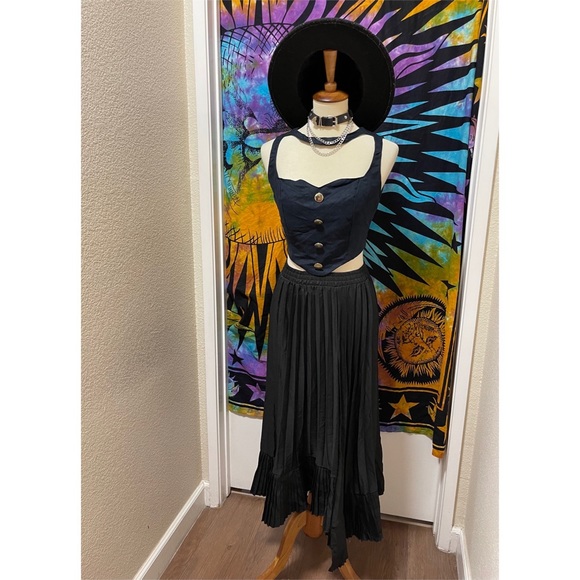 🌈 Lovely cut out crop top - Picture 10 of 11